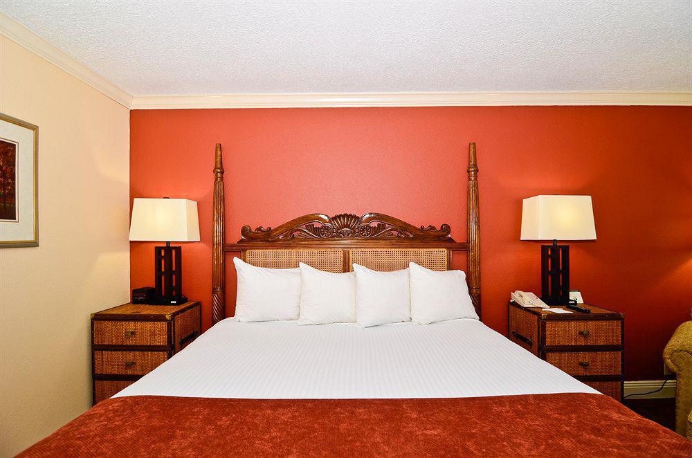 Holiday Inn Express & Suites - Shreveport - Downtown, An Ihg Hotel Номер фото